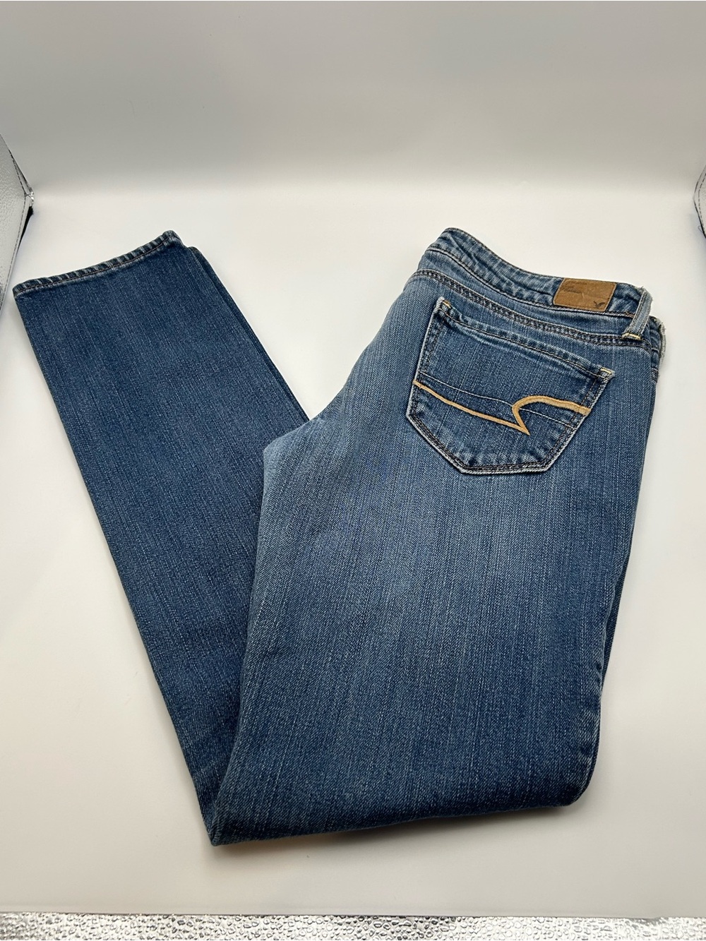Vintage American Eagle 2011 Women's Blue Medium Wash Low Rise Slim